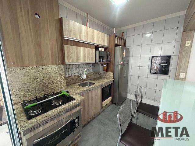 Apartamento com 2 dormitórios para alugar, 67 m² por R$ 2.720,00/mês - Costa e Silva - Joinville/SC
