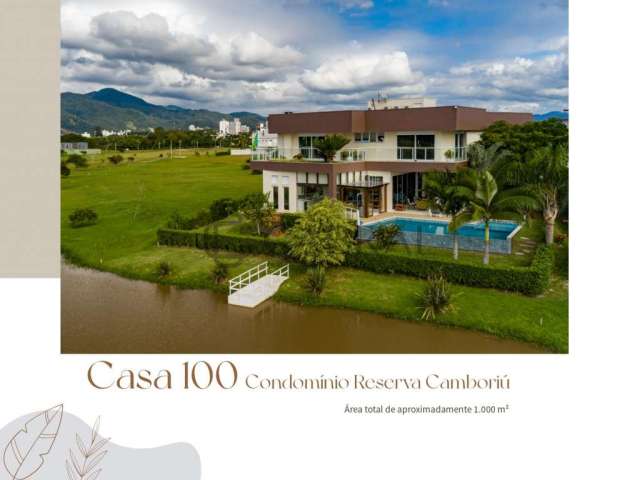 Casa em condomínio fechado com 4 quartos à venda no Centro, Camboriú  por R$ 9.850.000