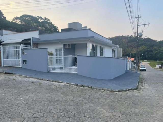 Casa com 1 quarto à venda na Rua Maria Espindola Francez, 192, Nossa Senhora de Fátima, Penha por R$ 530.000