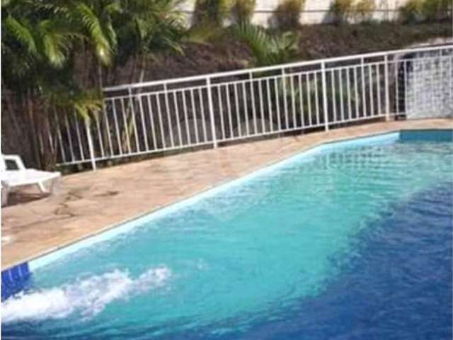 Oportunidade de apartamento 2 dormitórios com piscina no Jaraguá
