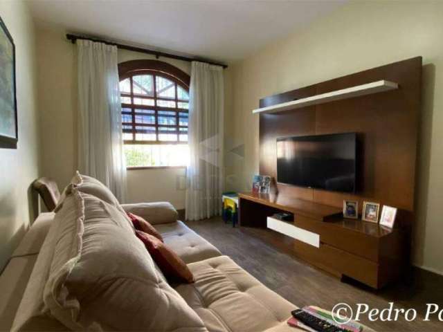 Casa à venda, 4 quartos, 1 suíte, 3 vagas, Sion - Belo Horizonte/MG