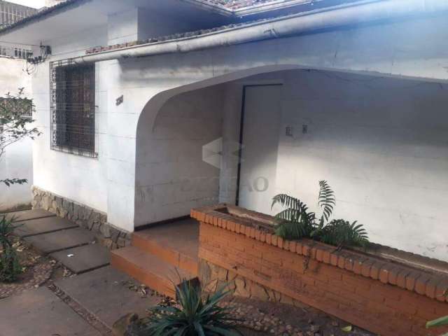 Casa à venda, 3 quartos, 2 vagas, Santo Antônio - Belo Horizonte/MG