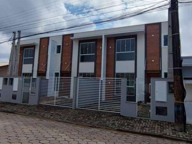 Sobrado com 3 dormitórios à venda, 98 m² por R$ 579.000,00 - Meia Praia - Navegantes/SC