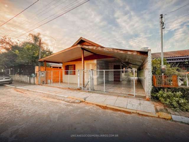 Casa à venda com 03 dormitórios, Bairro Portão Velho - Portão