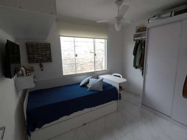 Casa em Condomínio para Venda em Cabo Frio, Parque Burle, 2 dormitórios, 2 banheiros, 1 vaga