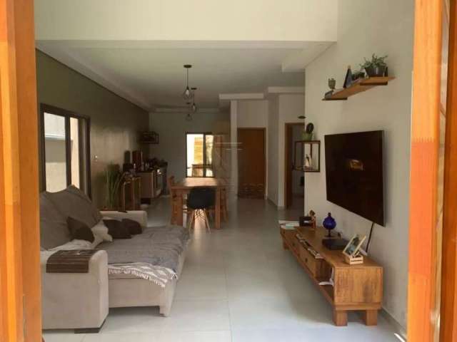Vendo uma linda casa térrea no Villa Branca, em Jacareí- 147m²