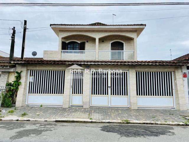 Casa com 4 quartos à venda na Avenida Presidente Kennedy, 11.027, Vila Caiçara, Praia Grande por R$ 800.000