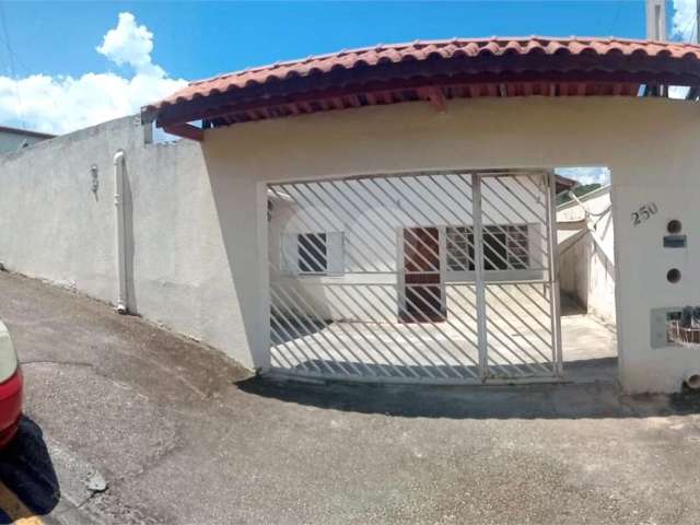 Casa com 3 dormitórios à venda, 184 m² - Jardim Maria Trindade - São Roque/SP