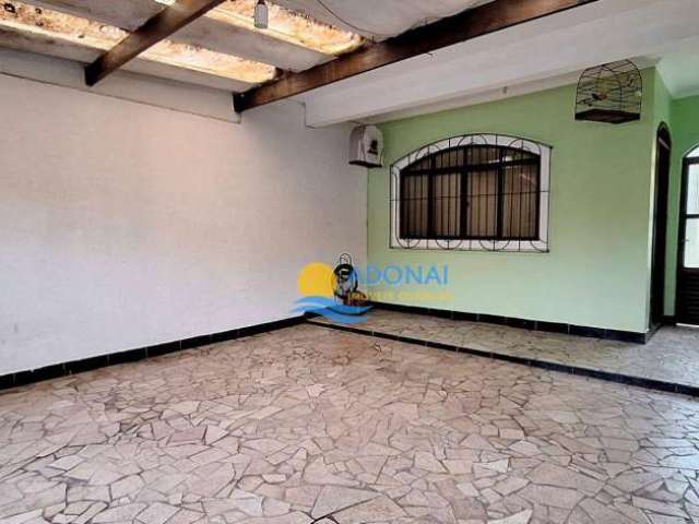 Casa com 3 dormitórios à venda, 276 m² por R$ 640.000,00 - Vila Santa Rosa - Guarujá/SP