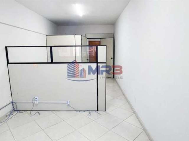 Sala comercial com 1 sala para alugar na Rua Lopo Saraiva, 45, Tanque, Rio de Janeiro, 30 m2 por R$ 1.650