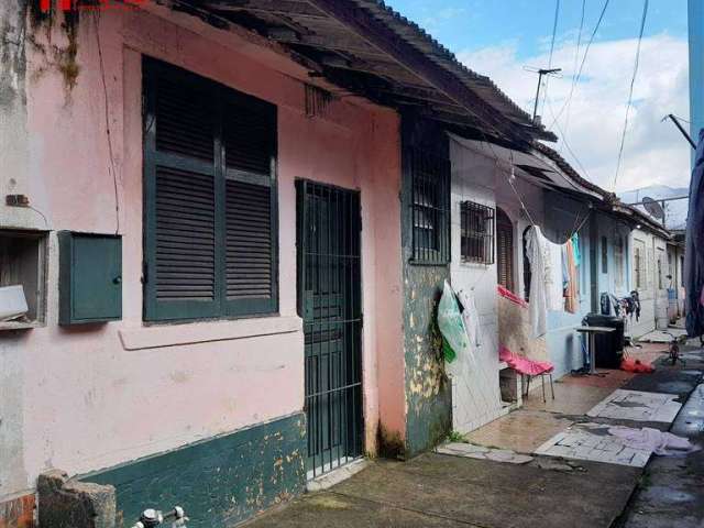 Casa de condomínio na Vila Caiçara