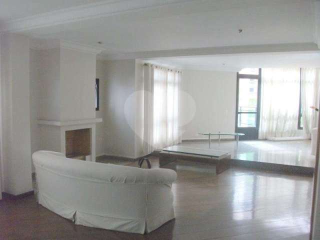 Apartamento com 03 Dormitórios 03 Suítes para venda e/ou locação no Morumbi