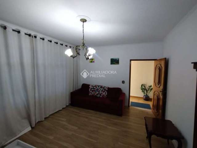 Casa com 3 quartos para alugar na Rua Ana Neri, 376, Vila Metalúrgica, Santo André, 200 m2 por R$ 3.600