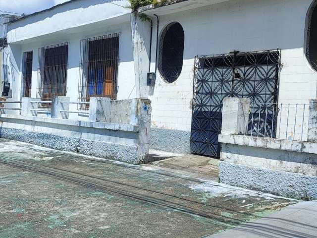 Barracão / Galpão / Depósito para alugar na Rua dos Caripunas, 2952, Cremação, Belém, 170 m2 por R$ 3.000