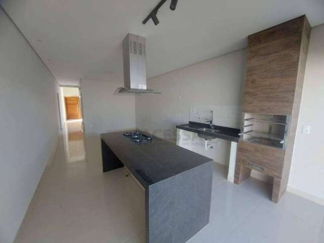 Casa com 3 dormitórios à venda, 180 m² por R$ 650.000,00 - Jardim Cambuí - Botucatu/SP