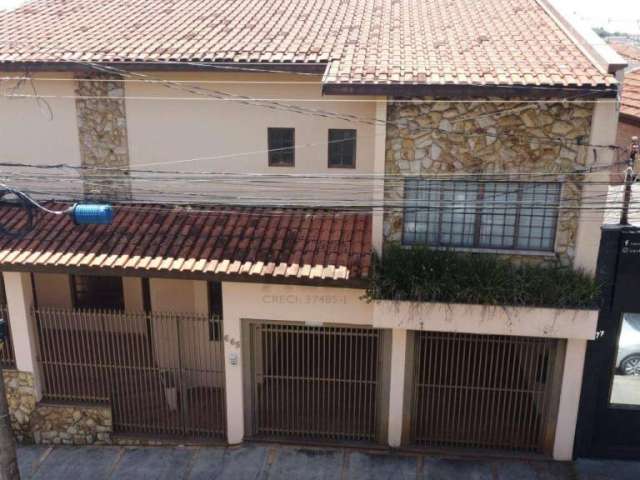 Casa com 3 dormitórios à venda, 295 m² por R$ 1.200.000,00 - Centro - Botucatu/SP