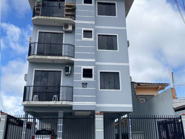 Apartamento para aluguel com 64 metros quadrados com 2 quartos em Iririú - Joinville - SC