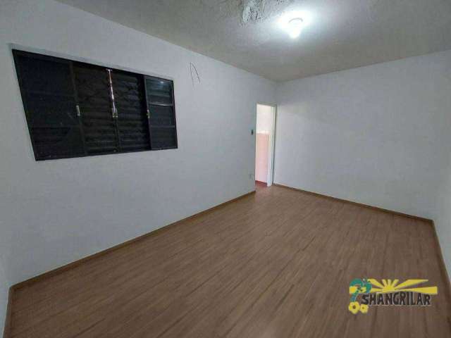 Casa com 1 dormitório para alugar, 45 m² por R$ 830/mês - Vila dos Campeões - Diadema/SP