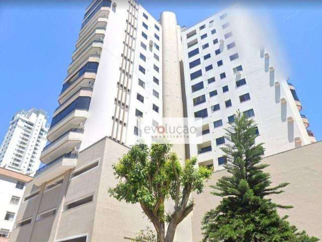 Apartamento com Vista Mar e 3 dormitórios com suite à venda, 106 m² Centro Balneário Camboriú/SC