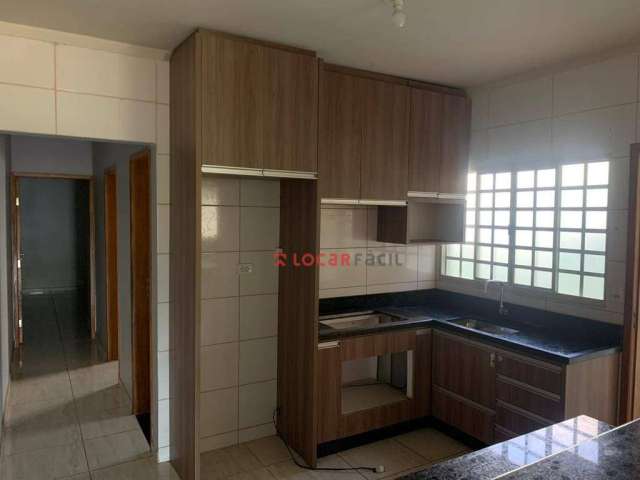 Casa com 2 dormitórios para alugar, 80 m² por R$ 1.250,00/mês - Jardim Barcelona - Londrina/PR