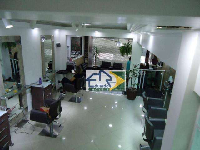 Sobrado à venda, 196 m² por R$ 700.000,00 - Vila Amorim - Suzano/SP