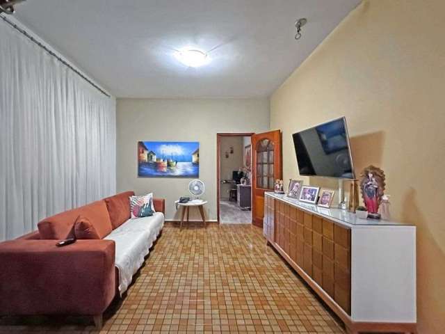 Sobrado com 3 dormitórios à venda, 186 m² por R$ 750.000,00 - Setor Aeroporto - Goiânia/GO