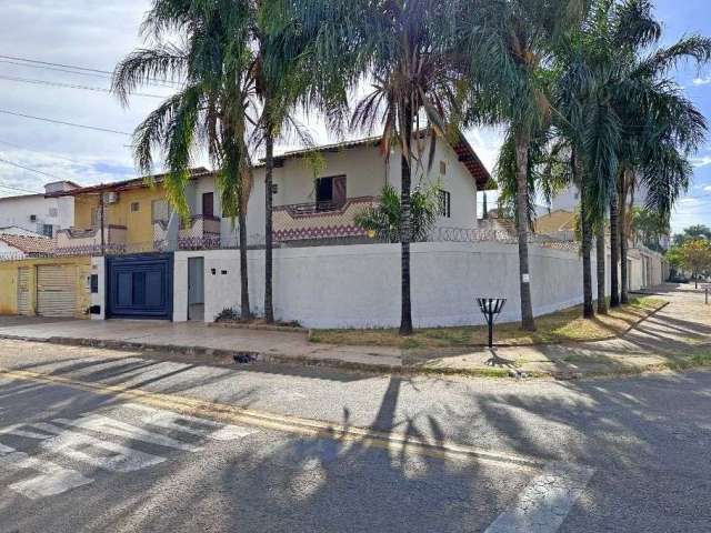 Sobrado de 180 m² com 04 quartos à venda por R$ 830.000 no Jardim América - Goiânia