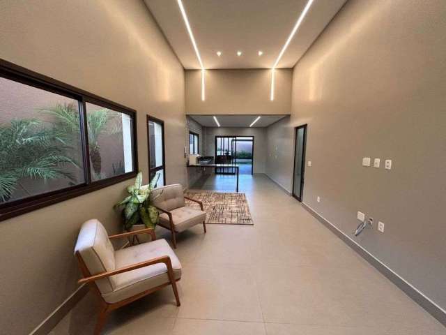 Casa de 210 m² com 03 suítes à venda por R$ 1.250.000 no Setor Cristina II - Trindade/GO