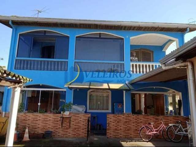 Casa com 4 quartos à venda na Rua Doutor Arthur de Souza Costa, 522, Raia, Paranaguá por R$ 650.000