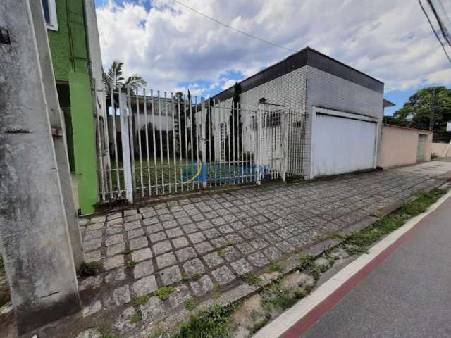 Casa com 3 quartos à venda na Rua Júlia da Costa, 914, Centro Histórico, Paranaguá por R$ 800.000