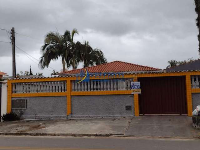 Casa com 3 quartos à venda na Rua Comandante Dídio Costa, 773, Estradinha, Paranaguá por R$ 900.000