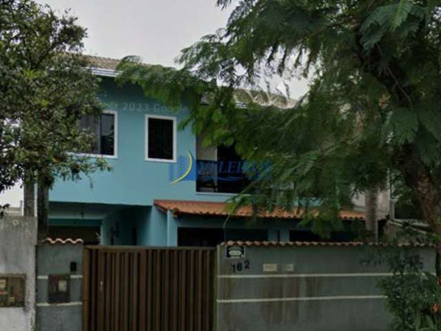 Casa com 3 quartos à venda na Rua Apiácas, 162, Jardim Guaraituba, Paranaguá por R$ 850.000