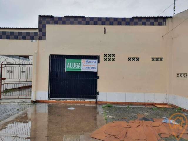Barracão_Galpão para alugar, 100.00 m2 por R$2700.00  - Boqueirao - Curitiba/PR