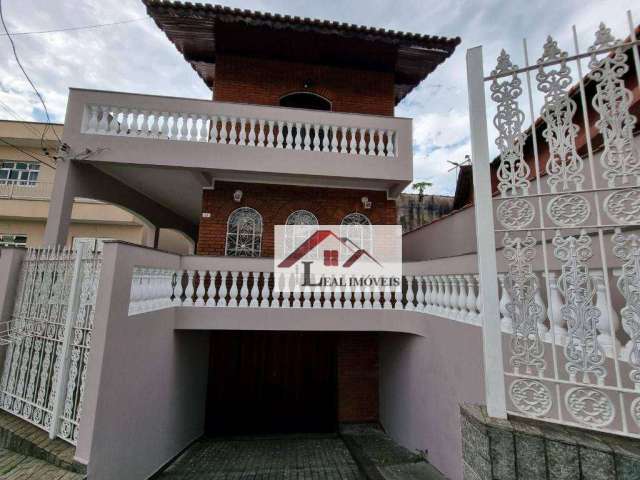 Sobrado com 3 dormitórios à venda, 300 m² por R$ 735.000,00 - Jardim Anchieta - Mauá/SP