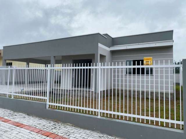Casa com 3 dormitórios à venda no bairro Divineia em Rio dos Cedros/SC