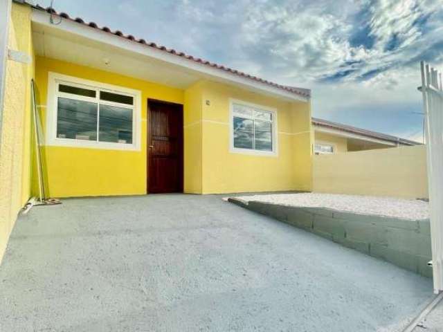 Casa em condomínio fechado com 2 quartos à venda na Travessa Piên, 449, Estados, Fazenda Rio Grande por R$ 240.000