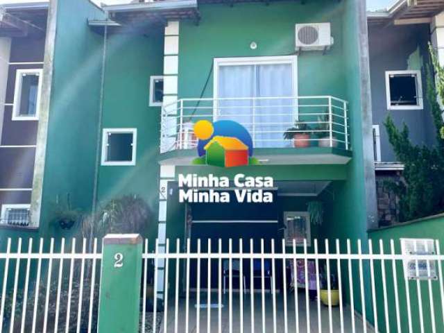Casa com 3 quartos à venda no Petrópolis, Joinville , 127 m2 por R$ 375.000