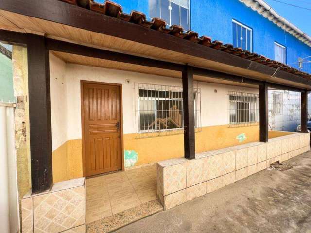 Casa com 2 dormitórios para alugar, 60 m² por R$ 1.400/mês - Centro - São Pedro da Aldeia/RJ