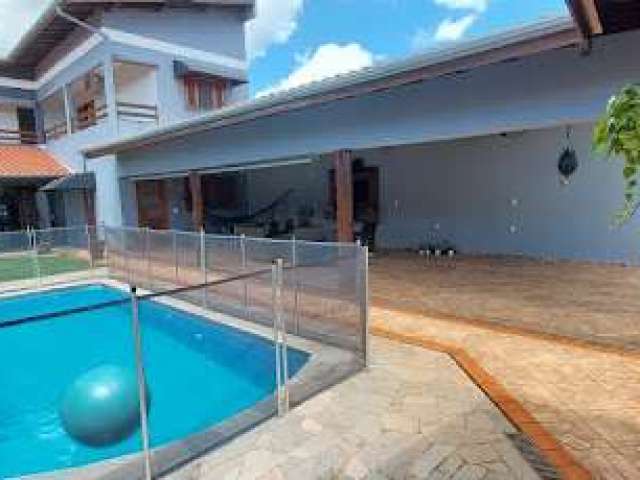 Casa com 4 dormitórios à venda, 257 m² por R$ 760.000,00 - Ibirapuera - Barretos/SP