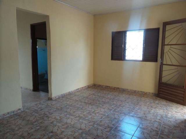 Casa em Vila Haro - Sorocaba com 2 dormitórios e 3 banheiros por R$295.000 para venda
