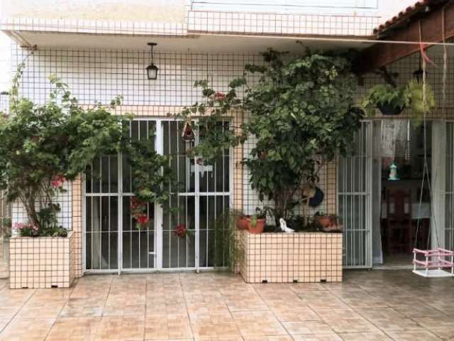 Casa com 3 quartos à venda no Balneário Maracanã, Praia Grande  por R$ 800.000