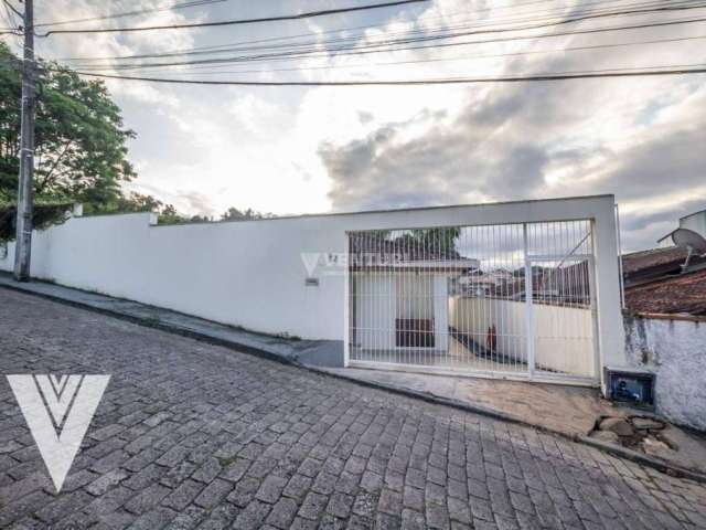 Casa com 2 dormitórios para alugar, 170 m² por R$ 3.900,00/mês - Centro - Blumenau/SC