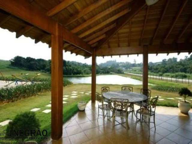 Terreno à venda no Parque Residencial Jequitibá, Jacareí  por R$ 830.000