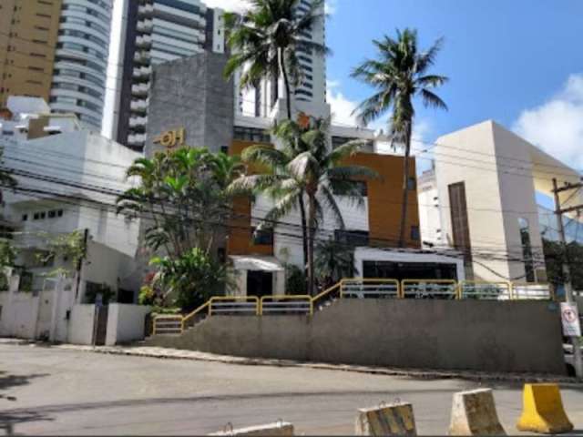 Hotel para locação com 24 suítes com área de 900,00 m2 Próximo a Praia