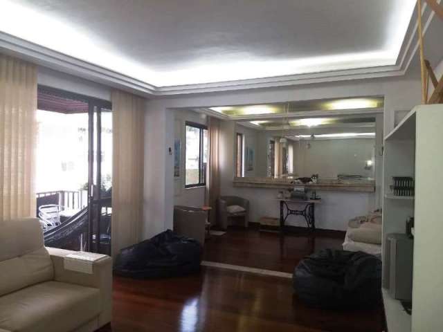 Apartamento 3 quartos sendo 1 suite com closet 130m2 no Jardim Apipema