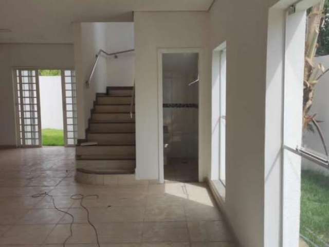 Casa com 2 quartos à venda na Bororo, 1, Vitória Régia, Várzea Grande por R$ 380.000