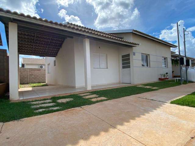 Casa em condomínio fechado com 2 quartos à venda na P, 5, Parque Atalaia, Cuiabá por R$ 290.000