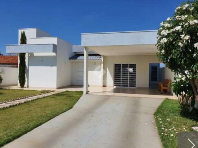 Casa com 3 quartos à venda na Fidelis Gasparoto, 199, Castelândia, Primavera do Leste por R$ 980.000