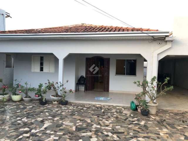 Casa com 3 quartos à venda na Livino Albano, 4, Jardim Costa Verde, Várzea Grande por R$ 450.000