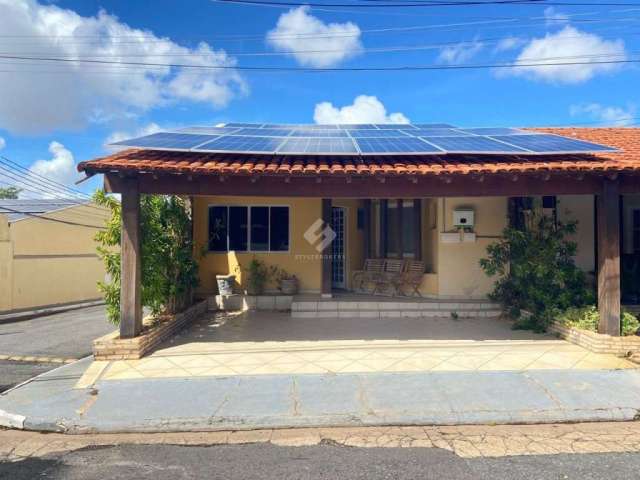 Casa em condomínio fechado com 3 quartos à venda na João Eugênio Gonçalves Pinheiro, 300, Areão, Cuiabá por R$ 450.000